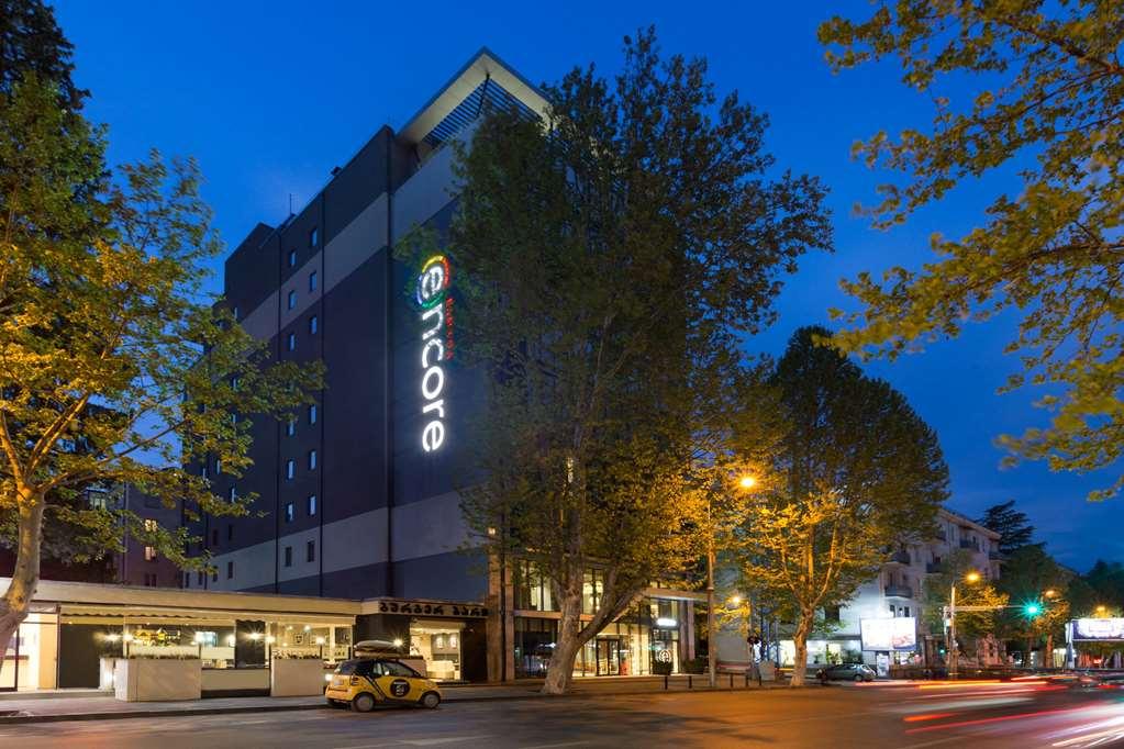 Ramada Encore Tbilisi ภายนอก รูปภาพ